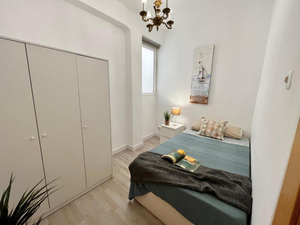 Apartment Near The Bio Parc Валенсия Екстериор снимка